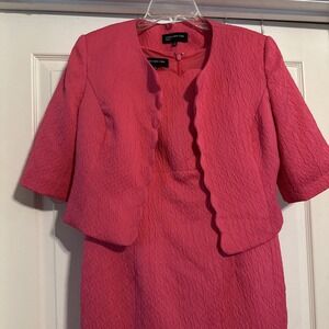 Jones New York‎ 2 Piece Dress Suit Pink Textured Scalloped Edge Size 8